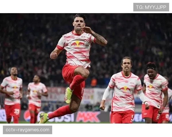 莱比锡红牛发布对阵柏林联合伤情报告，两名主力后卫缺席