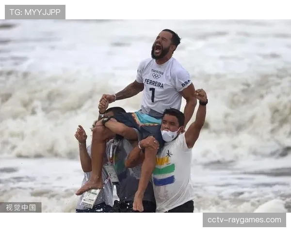 世界冲浪联赛:巴西选手伊塔洛·费雷拉在黄金海岸站卫冕 世界冲浪联赛:巴西选手伊塔洛·费雷拉在黄金海岸站卫冕